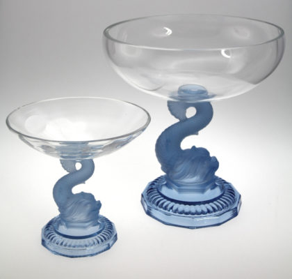 Petits bols en pate de verre avec pieds en cristal bleu clair, Collection Dolphin